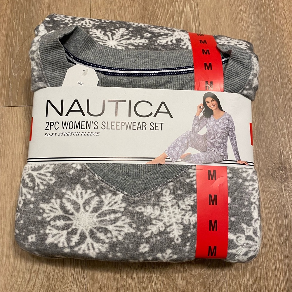 Nautica fleece gray sleepwear set